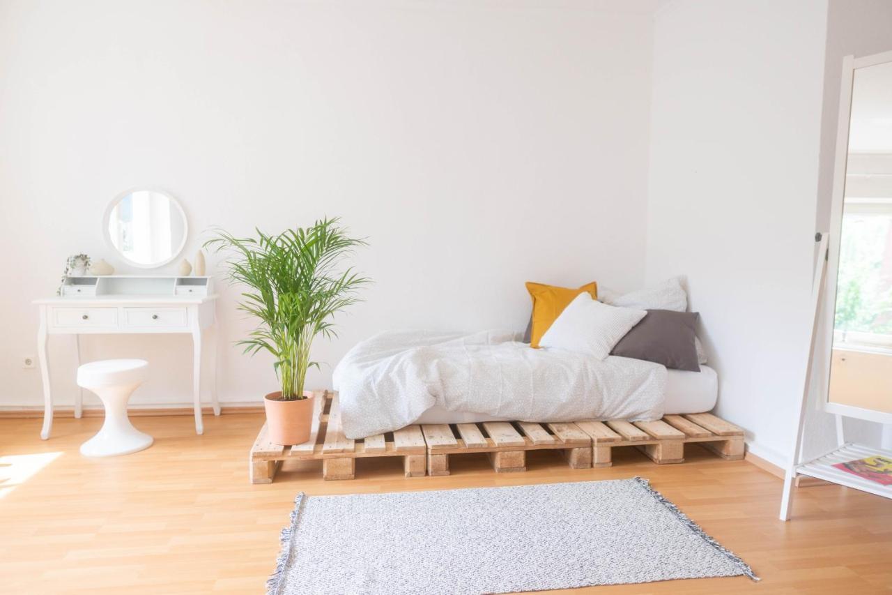 Große 3 Zimmer Wohnung mit Netflix in zentraler Lage Erfurt Exterior foto